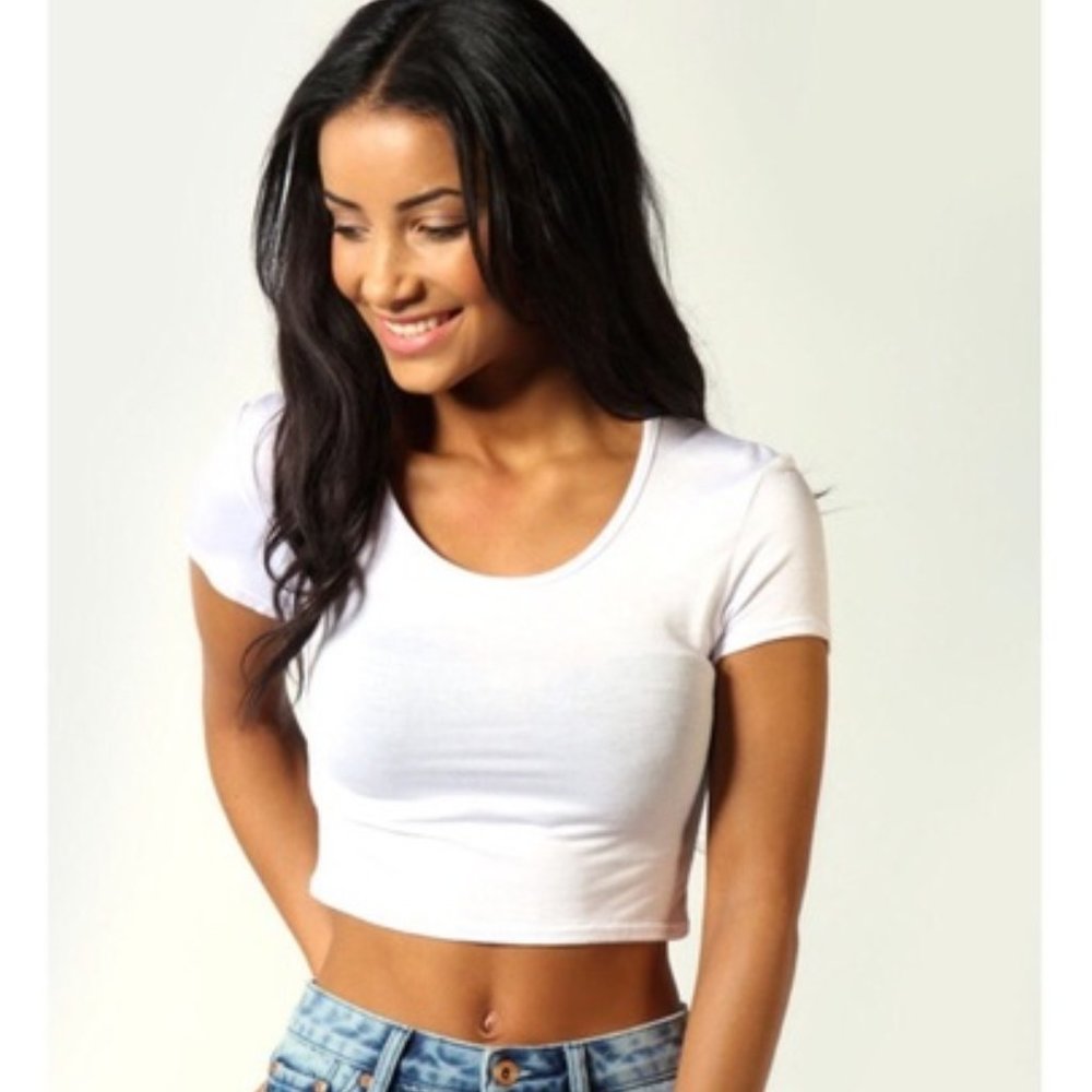 American Eagle Cropped White Tee